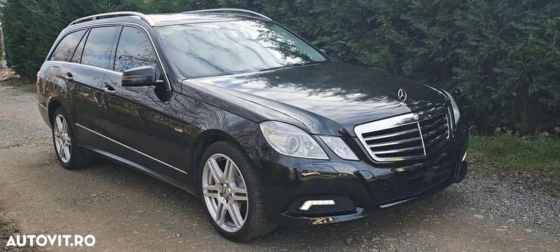 Second-hand Mercedes E200 136 CP (100 kW) 2010 Culoarenegru Break