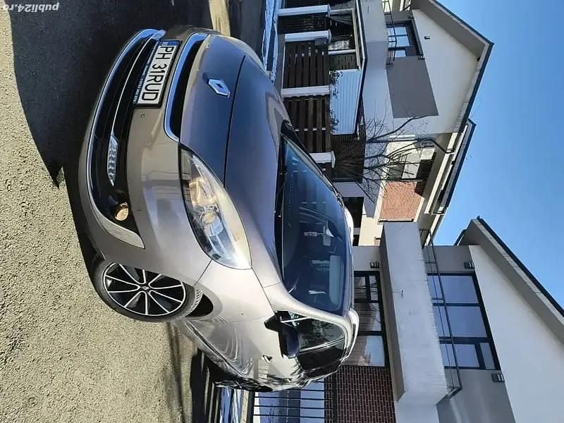 Utilizat 2013 Renault Grand Scénic Bose Edition Monovolum | 4.900 EUR (Preț OK) - Imagine 1/4