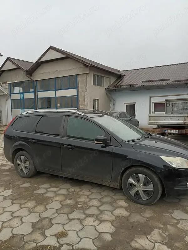 Utilizat 2008 Ford Focus Break | 1.600 EUR (Preț OK) - Imagine 1/4