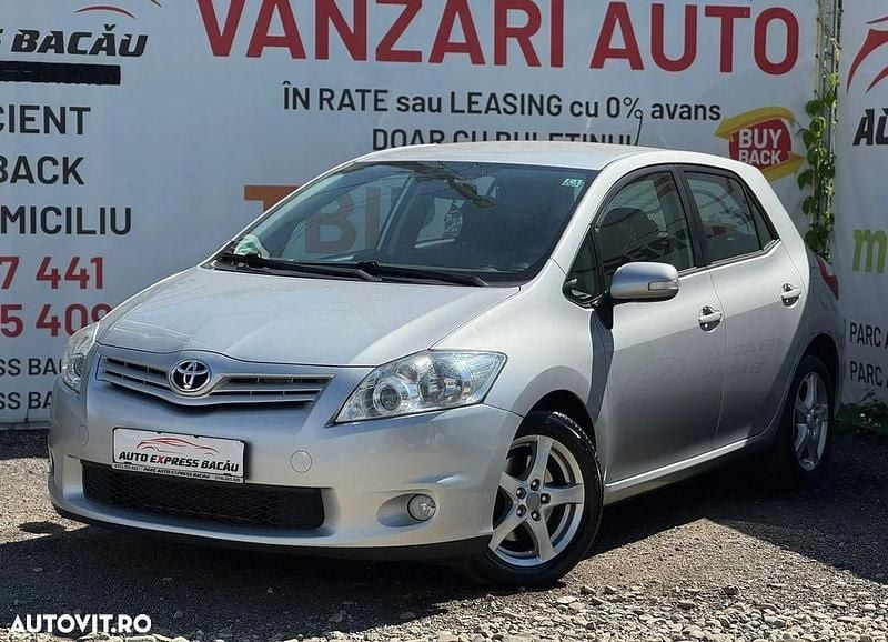 Culoaregri Utilizat 2011 Toyota Auris Sol Hatchback | 5.200 EUR (Preț OK) - Imagine 1/4