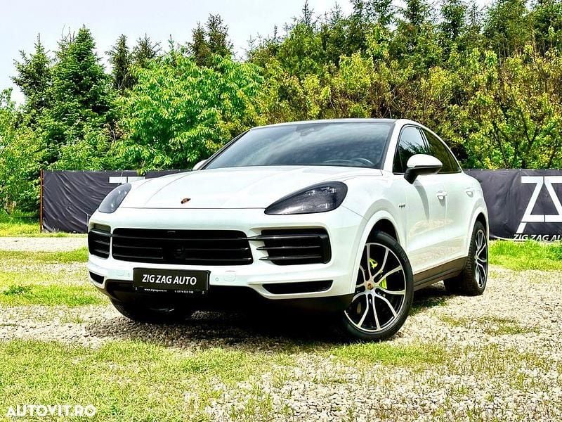 Culoarealb Utilizat 2020 Porsche Cayenne SUV | 81.345 EUR (Scump) - Imagine 1/4