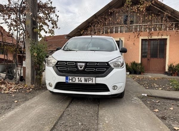 Utilizat 2017 Dacia Lodgy Monovolum | 6.700 EUR (Preț OK) - Imagine 1/4