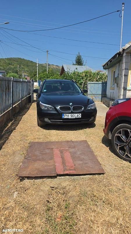Culoarenegru Utilizat 2010 BMW 520 Lifestyle Break | 4.500 EUR (Preț OK) - Imagine 1/4