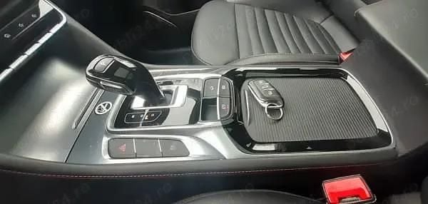 Second-hand MG EHS Luxury 258 CP (189 kW) 2022 Alb SUV