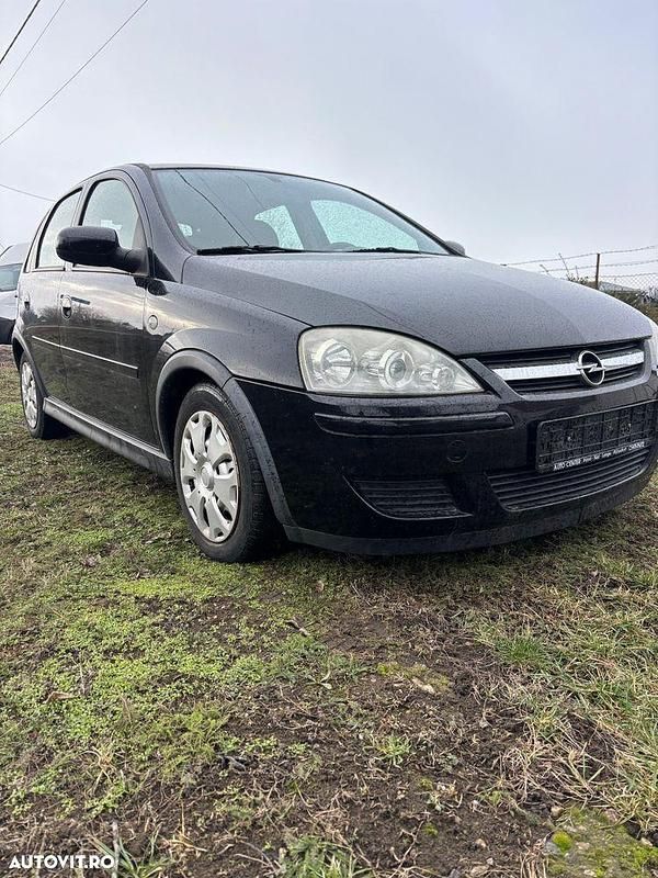 Second-hand Opel Corsa Edition 80 CP (58 kW) 2005 Culoarenegru Hatchback