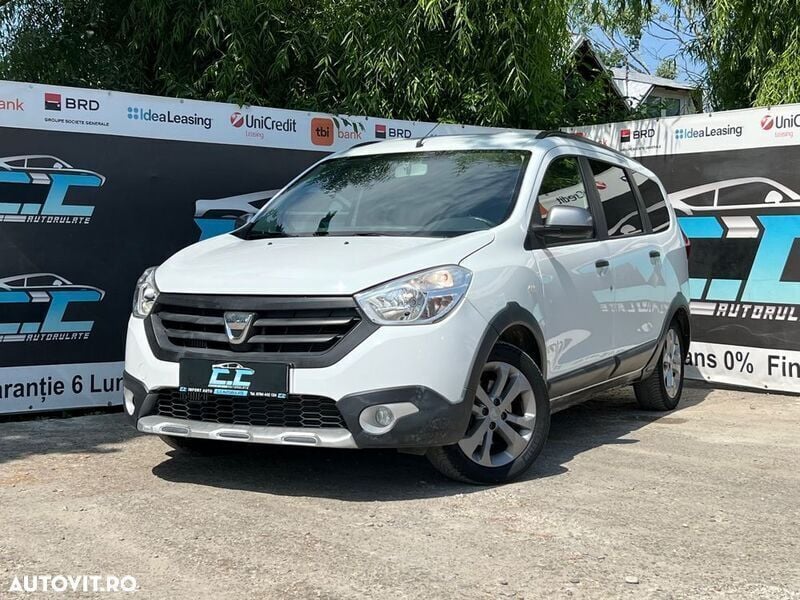 Alb Utilizat 2016 Dacia Lodgy Stepway Monovolum | 7.250 EUR (Preț OK) - Imagine 1/4