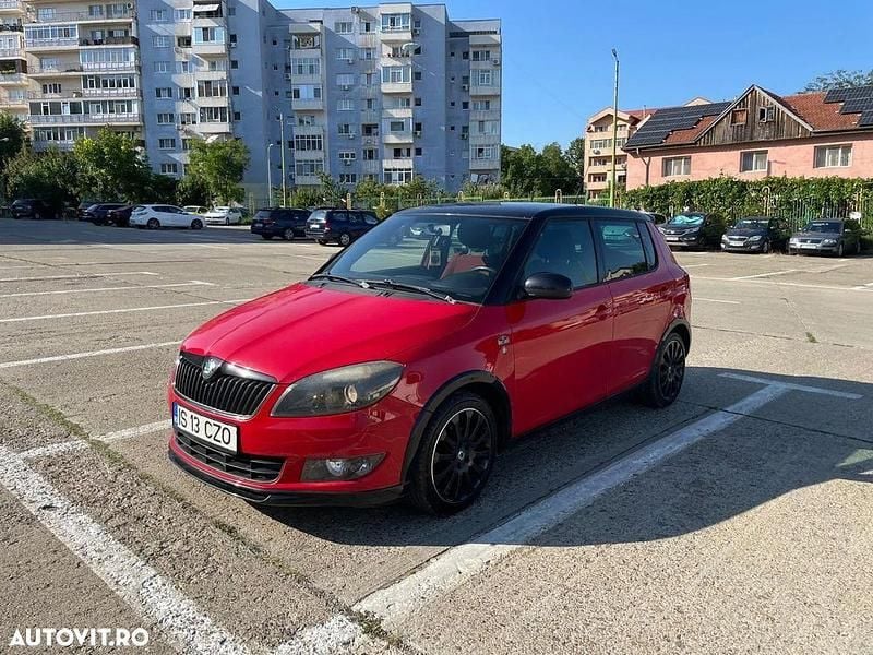 Culoarerosu Utilizat 2011 Skoda Fabia Monte Carlo Hatchback | 3.600 EUR (Preț bun) - Imagine 1/4