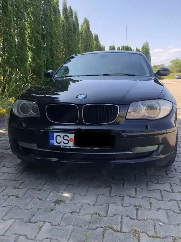 Utilizat 2009 BMW 118 Hatchback | 3.900 EUR (Preț OK) - Imagine 1/4