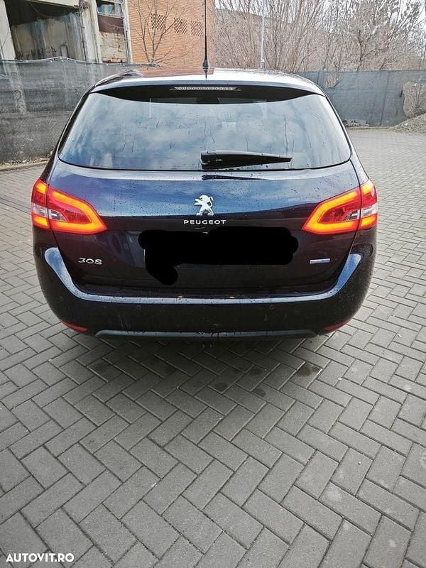 Second-hand Peugeot 308 Style 120 CP (88 kW) 2015 Culoarealbastru Break