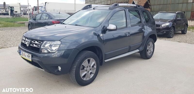 Gri Utilizat 2015 Dacia Duster Prestige SUV | 6.750 EUR (Preț OK) - Imagine 1/4