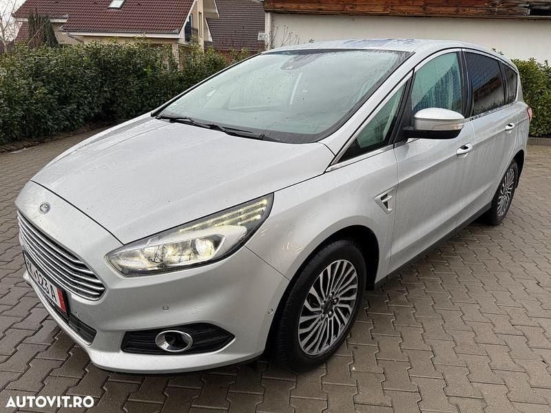 Second-hand Ford S-MAX Titanium 190 CP (139 kW) 2019 Culoareargint Monovolum
