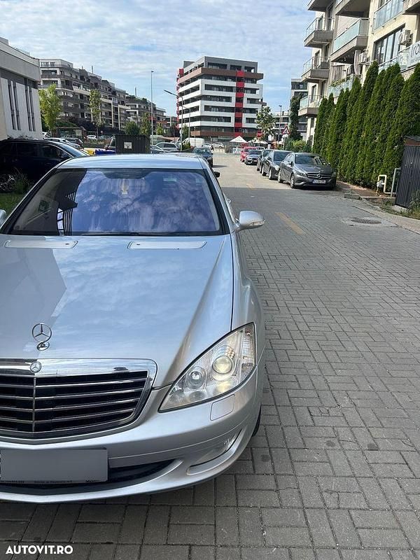 Gri Utilizat 2007 Mercedes S320 Berlinǎ | 8.000 EUR - Imagine 1/4