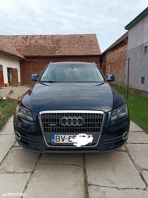 Culoarenegru Utilizat 2010 Audi Q5 SUV | 12.000 EUR (Puțin scump) - Imagine 1/4