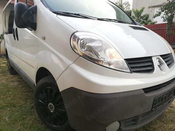 Second-hand Renault Trafic 90 CP (66 kW) 2012 Monovolum
