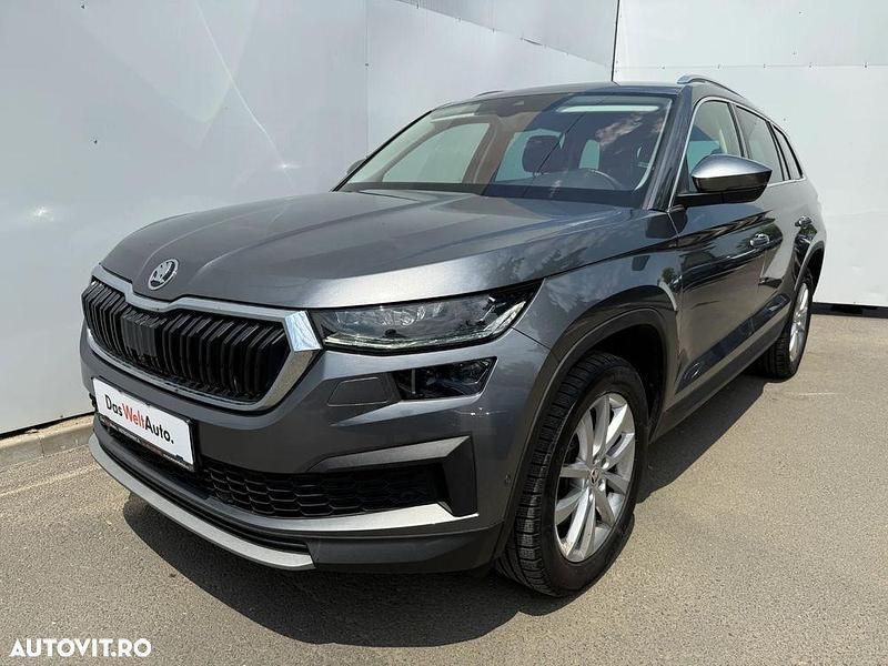 Gri mediu normal Utilizat 2021 Skoda Kodiaq Style SUV | 32.950 EUR (Preț OK) - Imagine 1/4