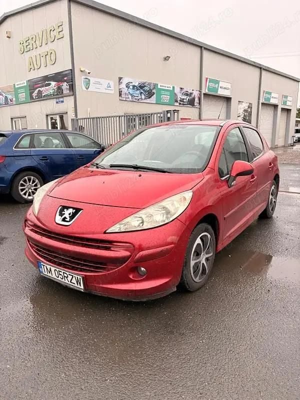 Utilizat 2008 Peugeot 207 Hatchback | 2.150 EUR (Preț OK) - Imagine 1/4