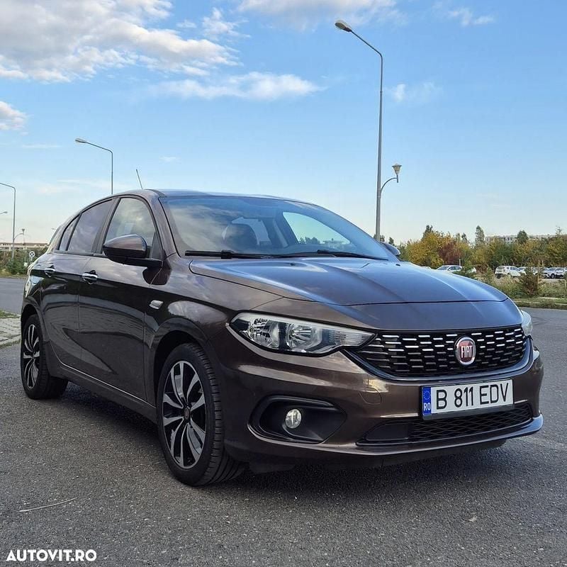 Culoaremaro Utilizat 2017 Fiat Tipo Pop Hatchback | 8.400 EUR (Preț OK) - Imagine 1/4