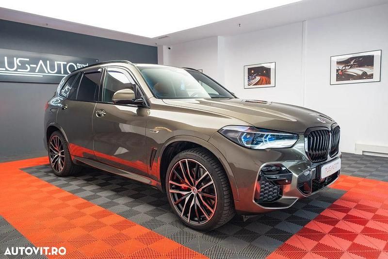 Culoareverde Utilizat 2023 BMW X5 Comfort Edition SUV | 78.000 EUR - Imagine 1/4