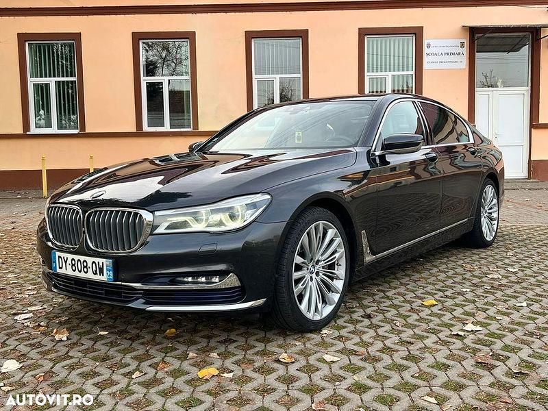 Culoarenegru Utilizat 2017 BMW 740 Comfort Edition Berlinǎ | 23.500 EUR - Imagine 1/4