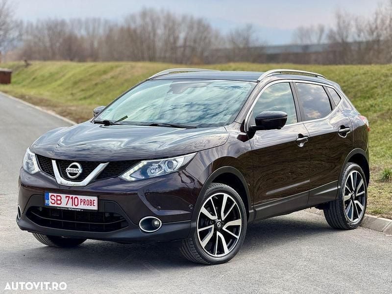 Second-hand Nissan Qashqai Tekna 130 CP (95 kW) 2016 Culoaremaro SUV