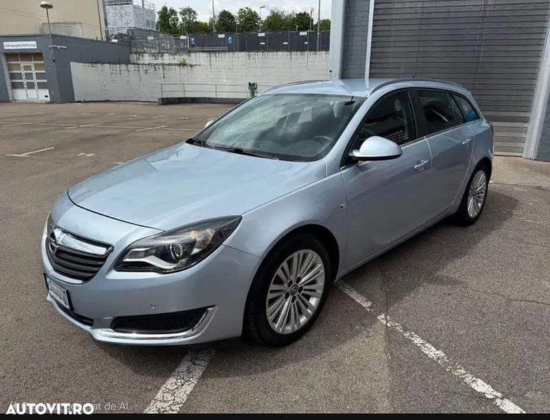 Culoarealbastru Utilizat 2015 Opel Insignia Business Edition Break | 5.500 EUR (Preț bun) - Imagine 1/4