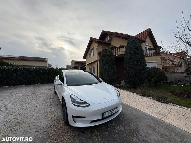 Culoarealb Utilizat 2019 Tesla Model 3 Standard Range Plus Berlinǎ | 18.800 EUR (Preț OK) - Imagine 1/4