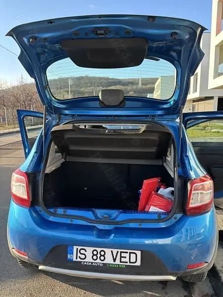 Second-hand Dacia Sandero Stepway 95 CP (69 kW) 2013 Hatchback
