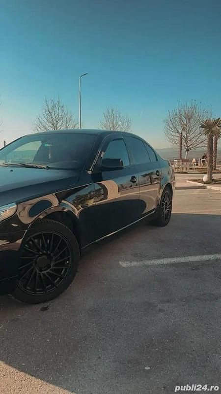 Utilizat 2007 BMW 530 Berlinǎ | 8.500 EUR - Imagine 1/4