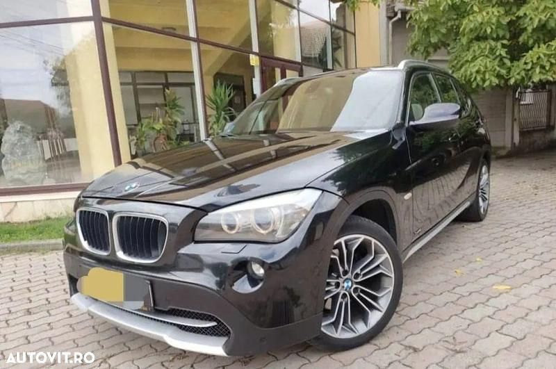 Culoarenegru Utilizat 2009 BMW X1 Sport Line SUV | 7.599 EUR (Puțin scump) - Imagine 1/4