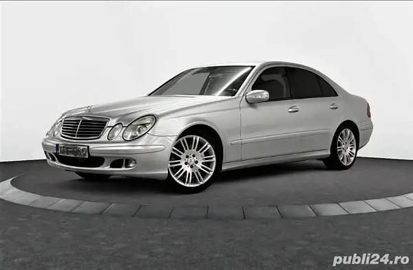 Argintiu Utilizat 2005 Mercedes E200 Berlinǎ | 6.200 EUR - Imagine 1/4