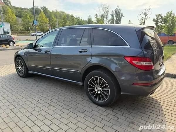 Second-hand Mercedes R350 244 CP (179 kW) 2012 Monovolum