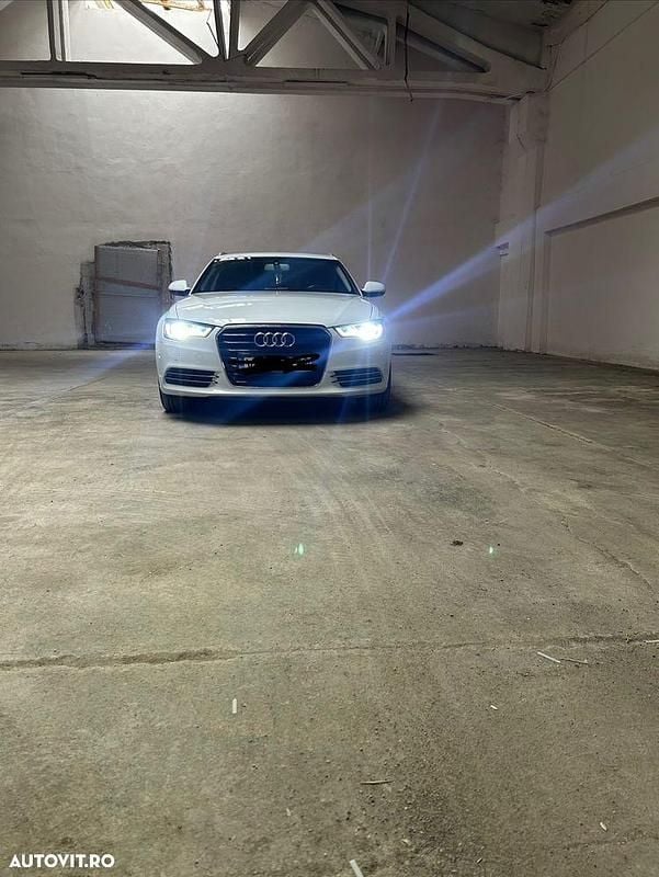 Second-hand Audi A6 Comfort 177 CP (130 kW) 2013 Culoarealb Break