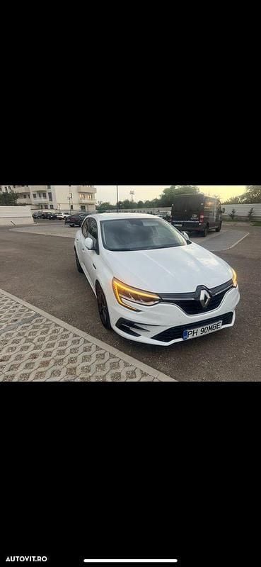 Alb Utilizat 2020 Renault Mégane IV Intens Hatchback | 11.799 EUR (Preț OK) - Imagine 1/4