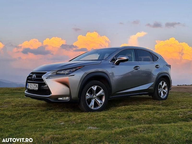 Second-hand Lexus NX300 Luxury Line 238 CP (175 kW) 2016 Culoaregri SUV