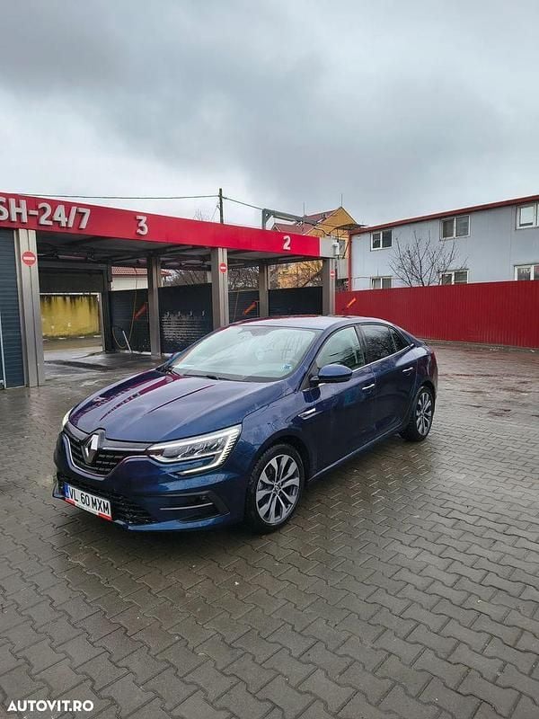 Second-hand Renault Mégane IV Techno 140 CP (102 kW) 2024 Culoarealbastru Berlinǎ