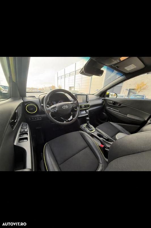 Second-hand Hyundai Kona Premium 136 CP (100 kW) 2019 Culoareverde SUV