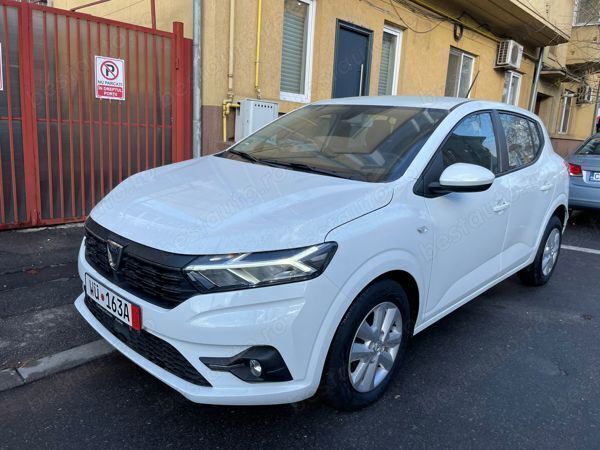 Alb Utilizat 2021 Dacia Sandero Hatchback | 10.999 EUR (Scump) - Imagine 1/4