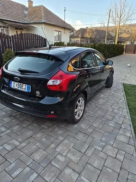 Second-hand Ford Focus Titanium 101 CP (74 kW) 2012 Berlinǎ