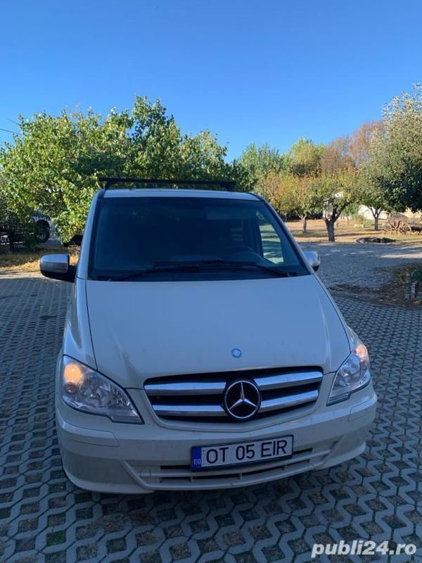 Alb Utilizat 2011 Mercedes Vito Monovolum | 10.950 EUR - Imagine 1/4