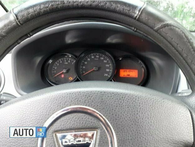 Second-hand Dacia Sandero 55 CP (40 kW) 2013 Negru Hatchback