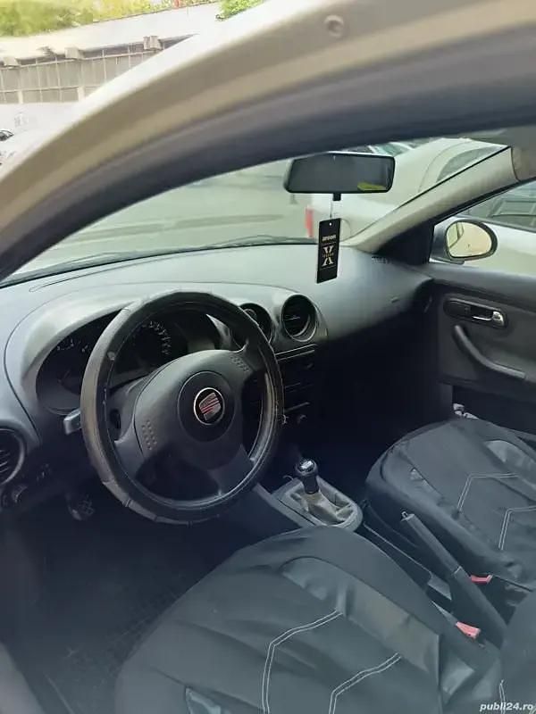 Utilizat 2005 Seat Cordoba Berlinǎ | 1.500 EUR - Imagine 1/4