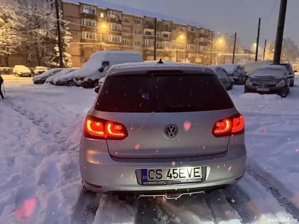 Second-hand VW Golf VI 105 CP (77 kW) 2010 Hatchback