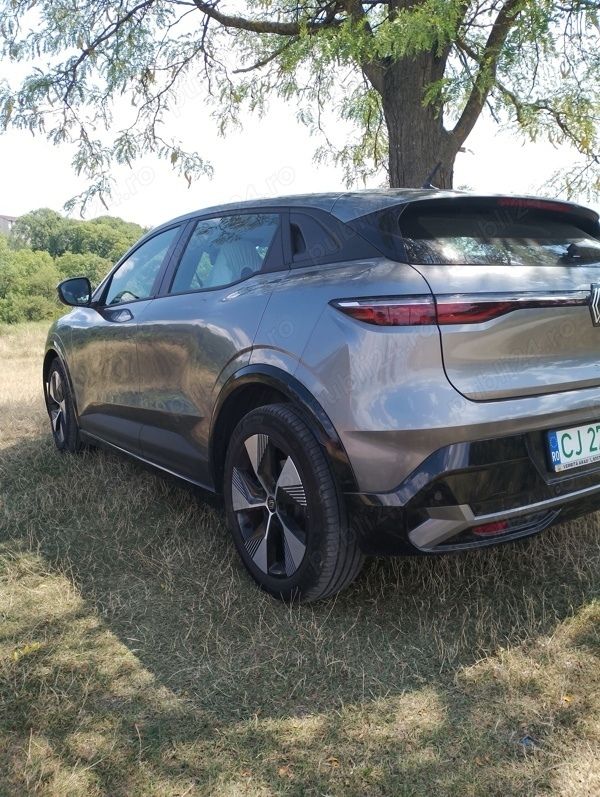 Utilizat 2023 Renault Mégane R.S. Hatchback | 23.750 EUR (Preț OK) - Imagine 1/4