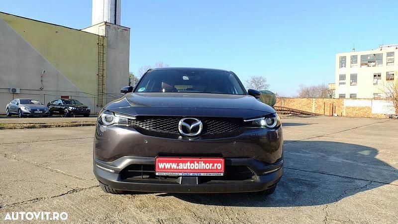 Gri Utilizat 2020 Mazda MX30 Edition SUV | 14.390 EUR - Imagine 1/4