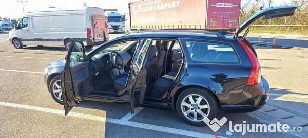 Utilizat 2011 Volvo V50 Break | 14.500 EUR - Imagine 1/2