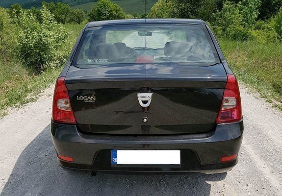 Second-hand Dacia Logan 55 CP (40 kW) 2010 Negru Berlinǎ