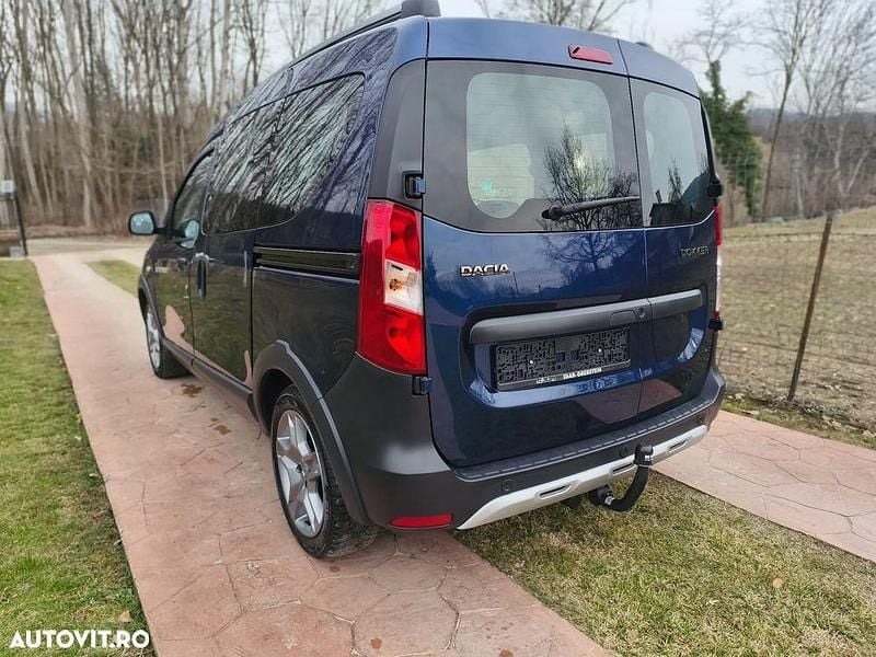 Second-hand Dacia Dokker Stepway 95 CP (69 kW) 2019 Culoarealbastru Monovolum