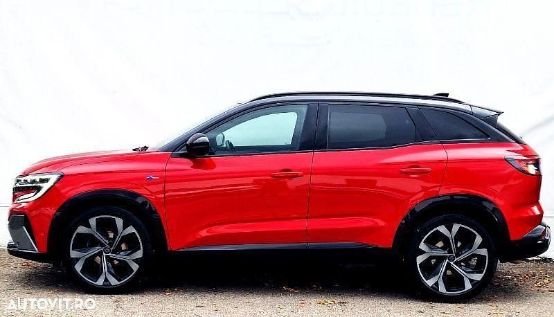 Second-hand Renault Austral 158 CP (116 kW) 2023 Culoarerosu SUV