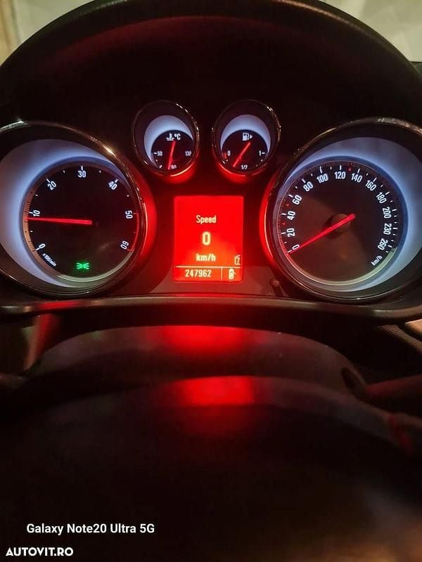 Culoaregri Utilizat 2010 Opel Insignia Sport Break | 4.800 EUR (Puțin scump) - Imagine 1/4