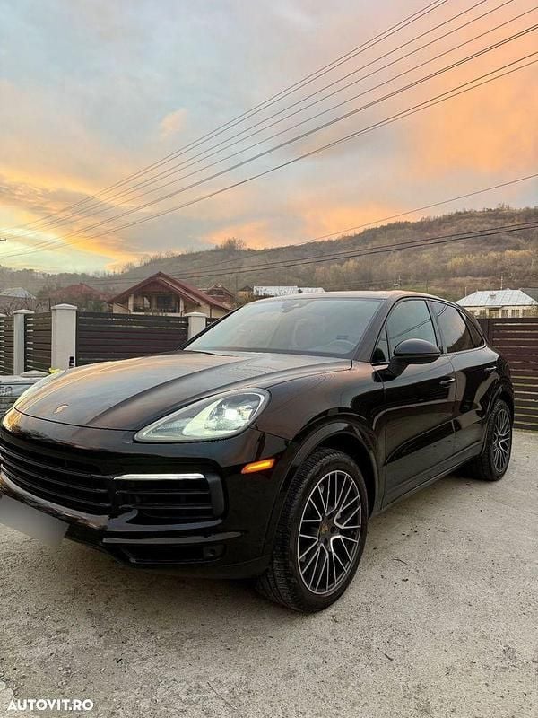 Culoarenegru Utilizat 2019 Porsche Cayenne Platinum Edition SUV | 44.049 EUR (Super Preț) - Imagine 1/4